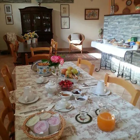 Farm stay Agriturismo Le Dolci Colline D'abruzzo *