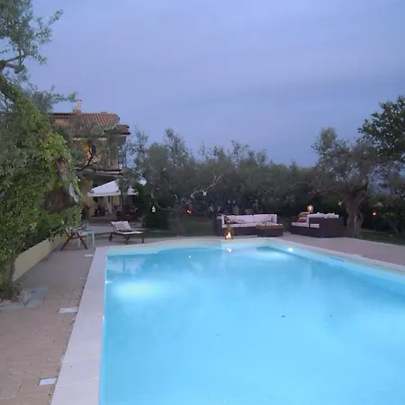 Agriturismo Le Dolci Colline D'abruzzo Farm stay *
