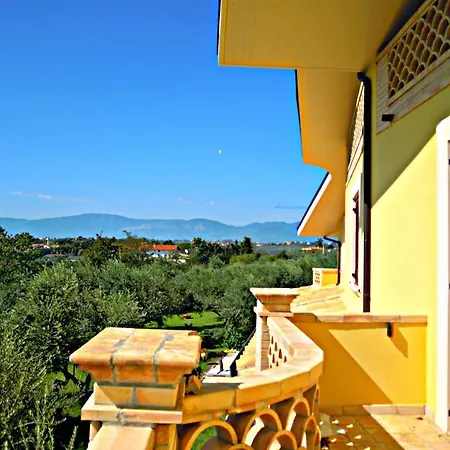 Agriturismo Le Dolci Colline D'abruzzo Pianella (Siena)